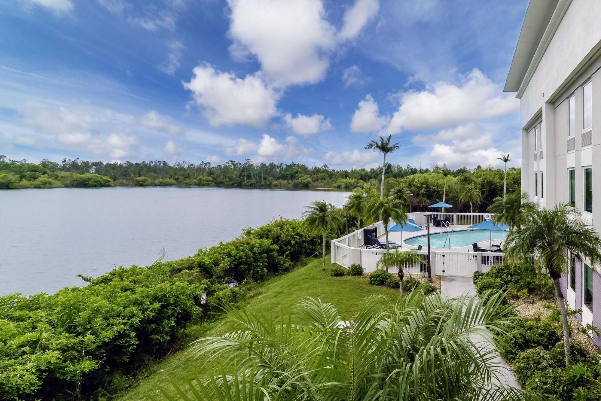 Hampton Inn Port Charlotte Exteriér fotografie